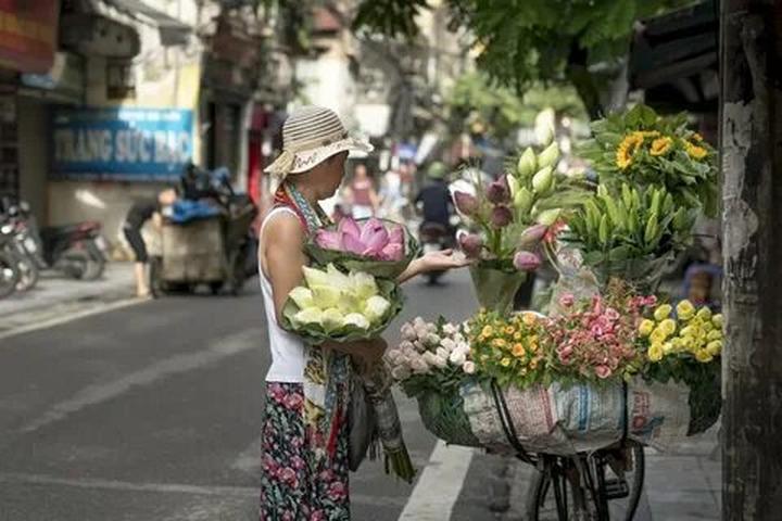 Hotspot Matrix và “Thể thao” và “Preppy”: Tủ đồ giao mùa tươi mới từ Tory Burch