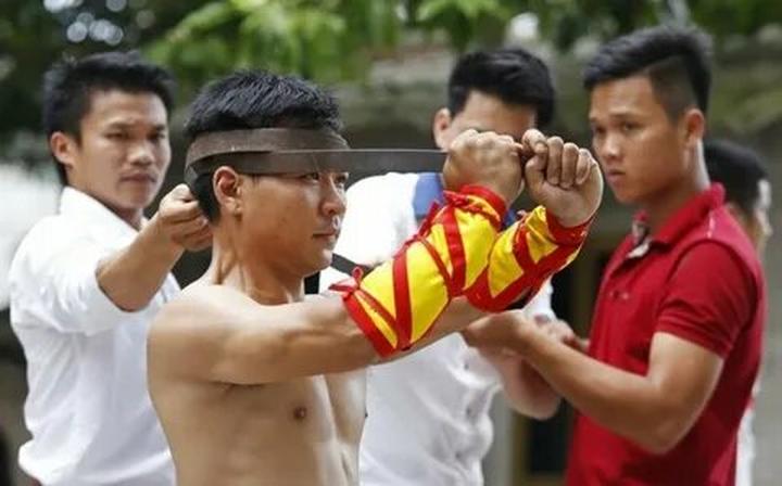 Tỏa Sáng Ngành Làm Đẹp: Xây Dựng Thương Hiệu Cá Nhân Với Hotspot Matrix